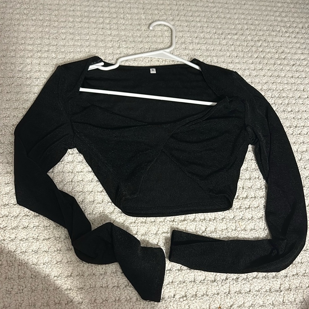 amazon long sleeve criss cross going out top!